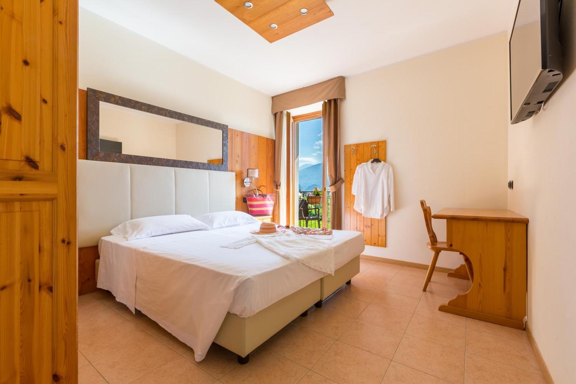 Agritur Eden Marone Villa Riva del Garda Exterior photo
