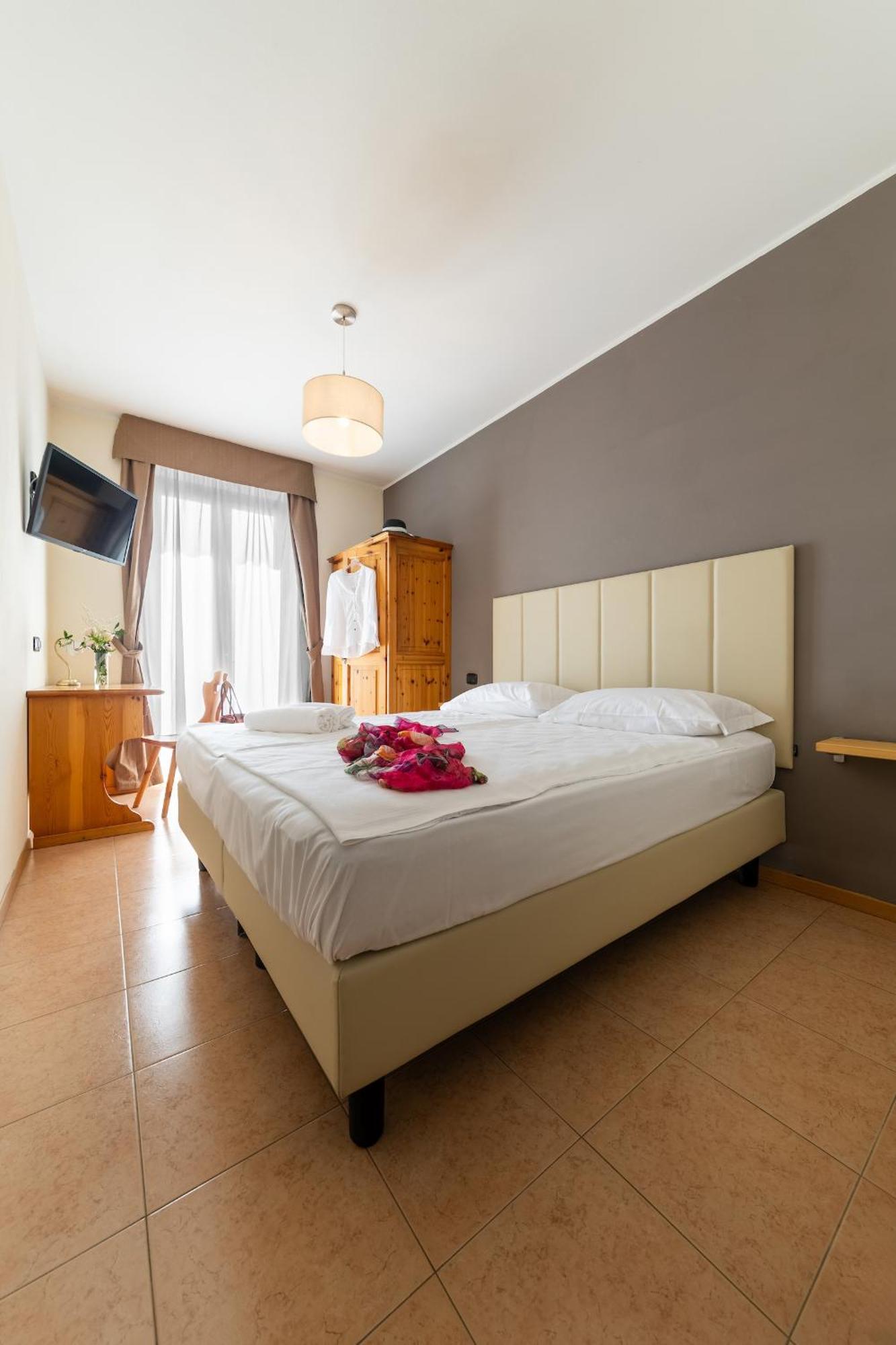 Agritur Eden Marone Villa Riva del Garda Exterior photo