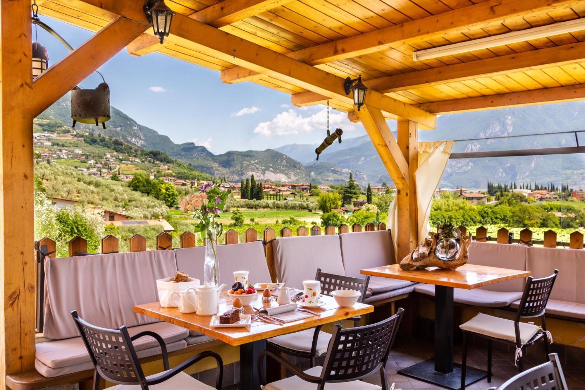 Agritur Eden Marone Villa Riva del Garda Exterior photo