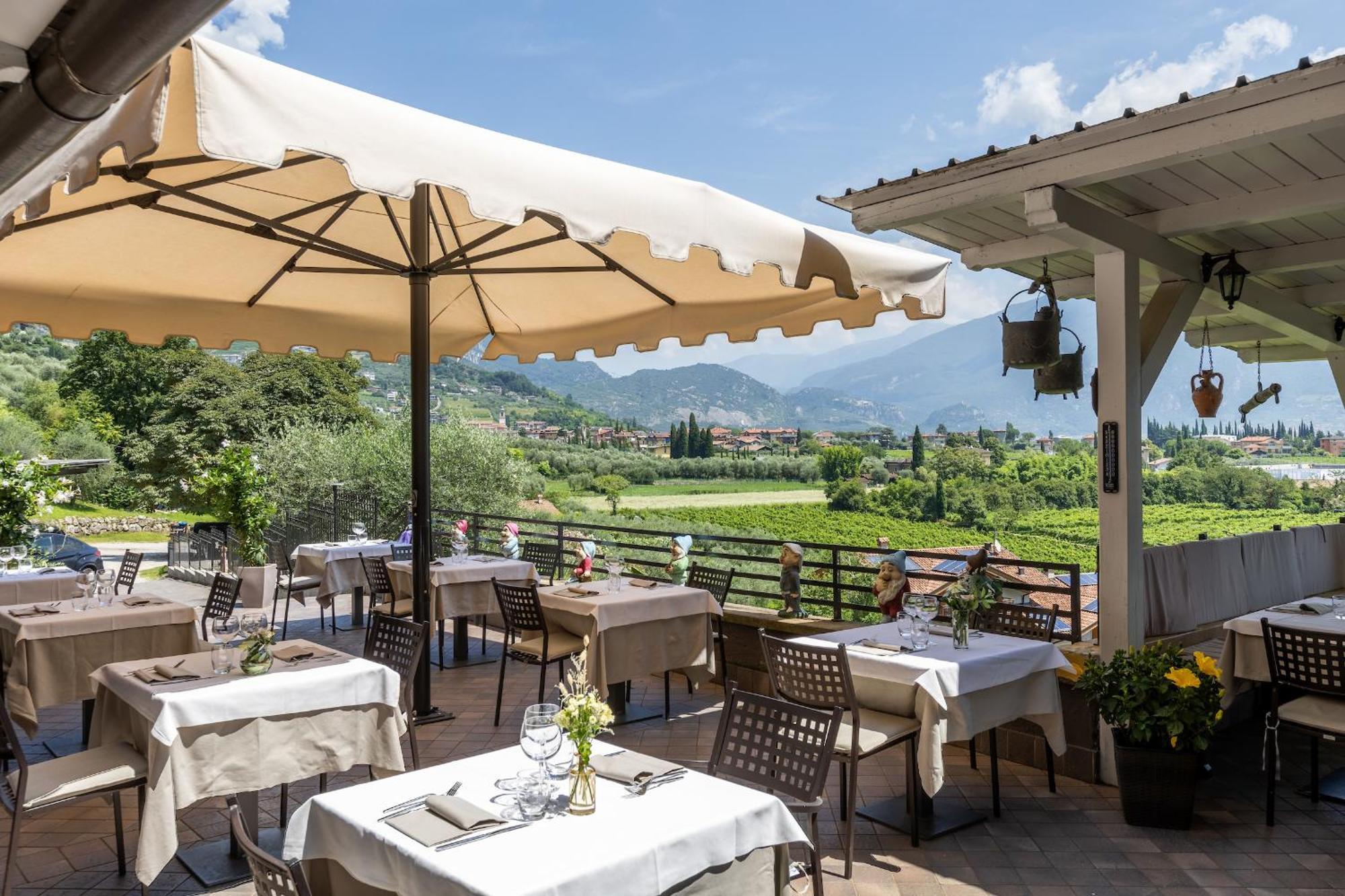 Agritur Eden Marone Villa Riva del Garda Exterior photo