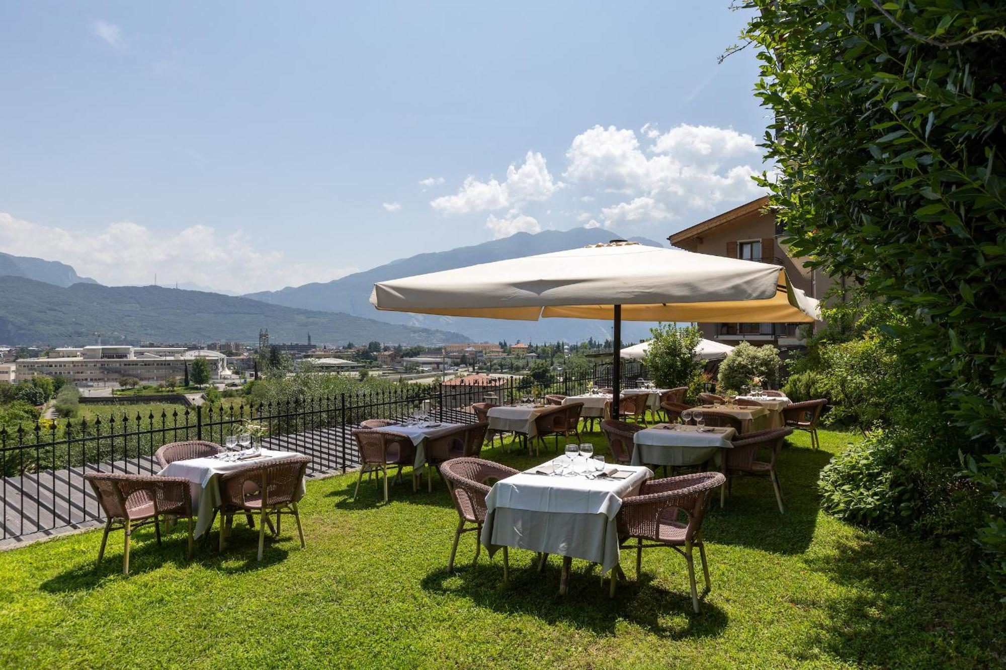 Agritur Eden Marone Villa Riva del Garda Exterior photo